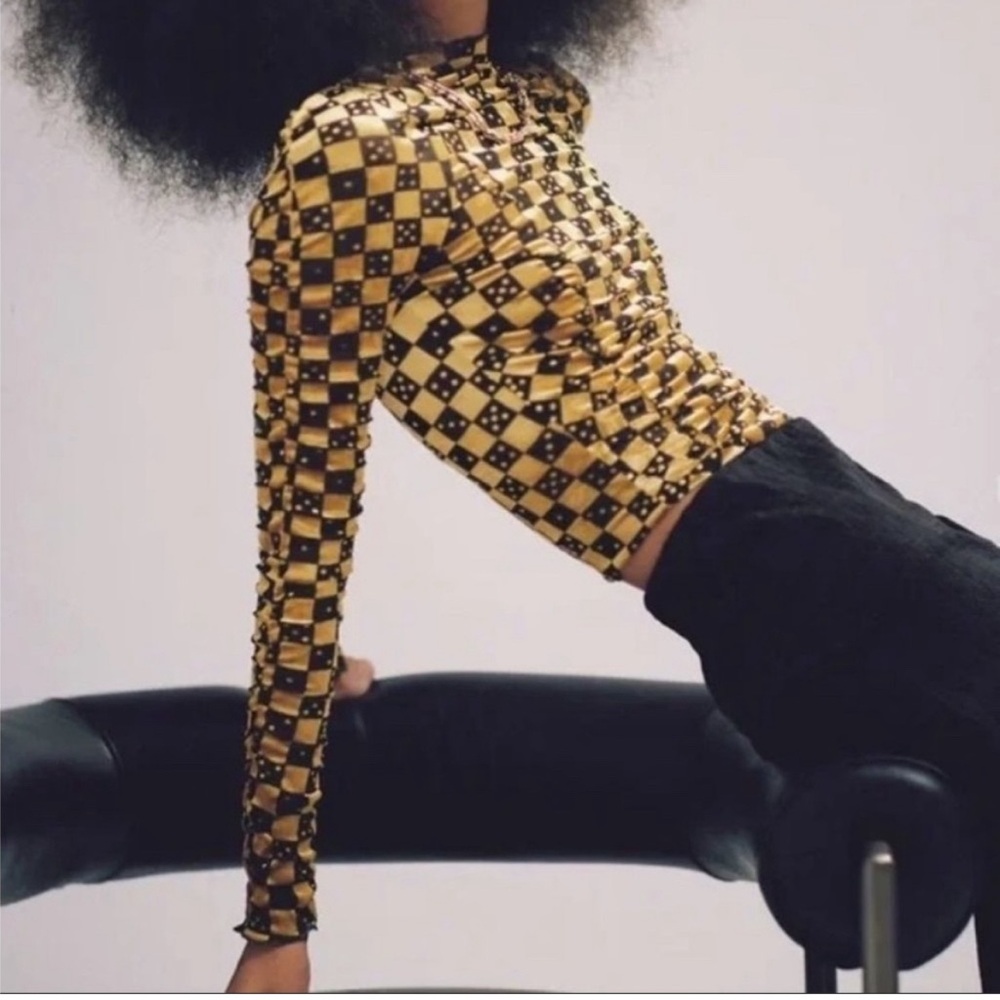 UO Urban Outfitters Natalia Burnout High Neck Ruched Velvet Dice Top - Picture 3 of 3